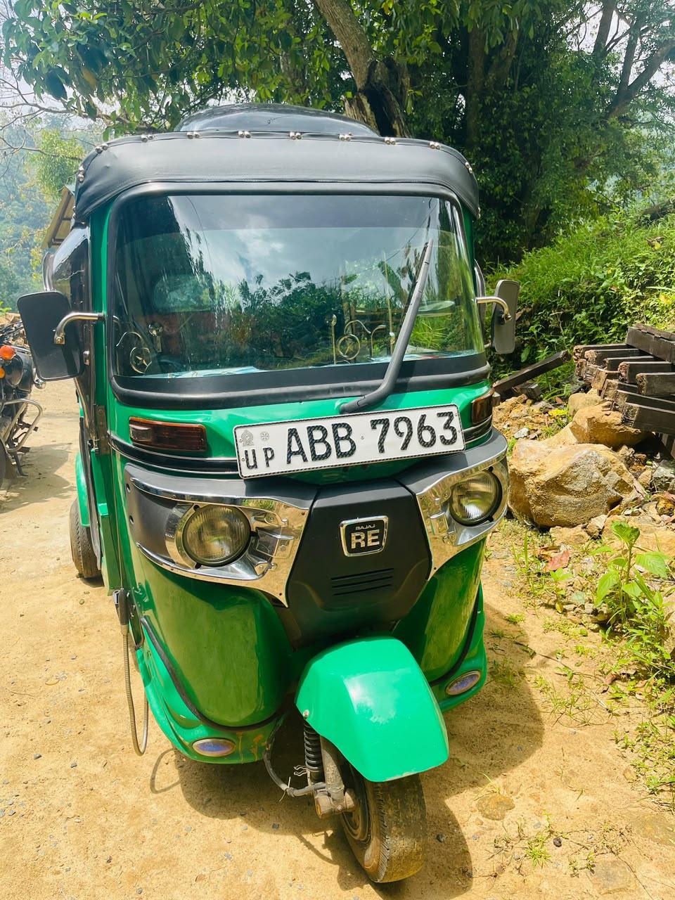 Ella Tuk Tuk